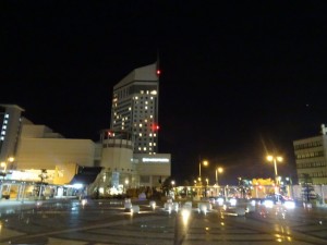 深夜の高松駅